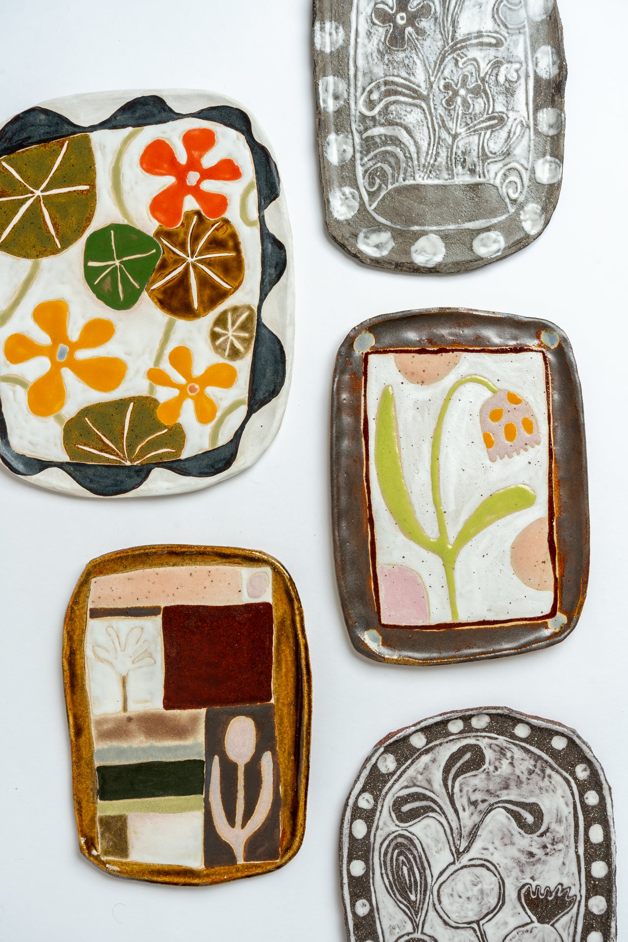 Ceramic 'Flowers' Hand Painted Plate