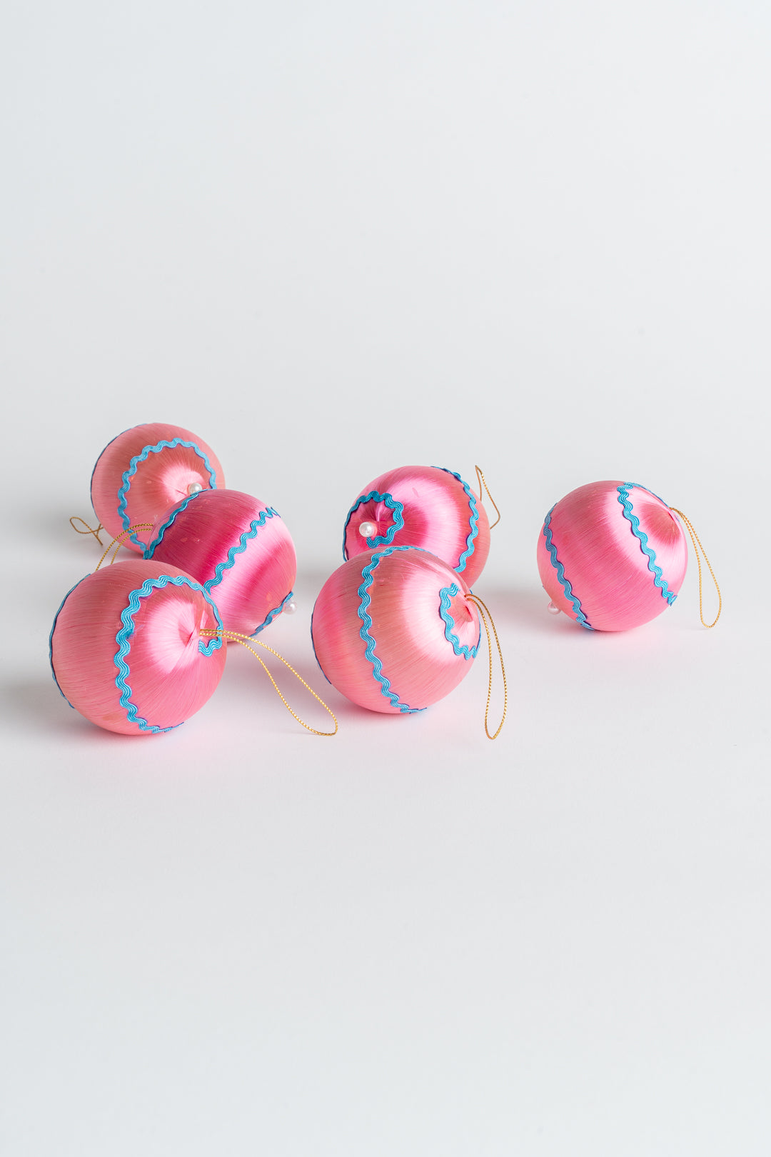 Vintage Satin Spun Christmas Bauble Pink & Blue