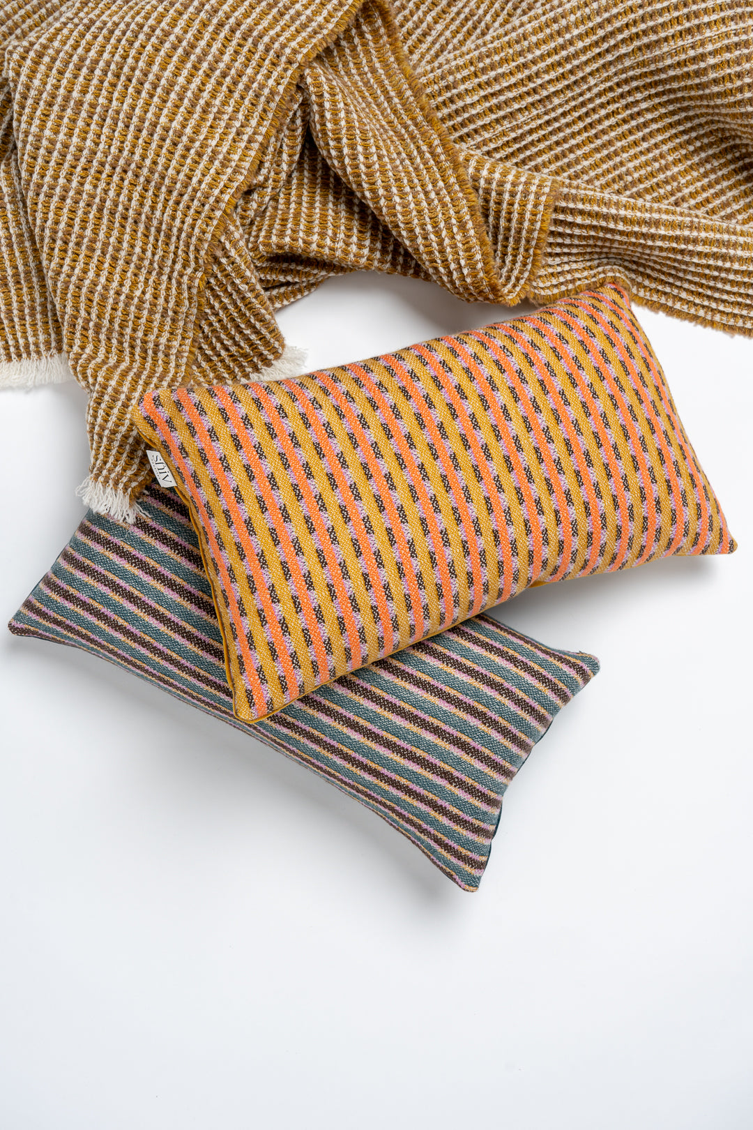 Grainne Honeycomb Blanket