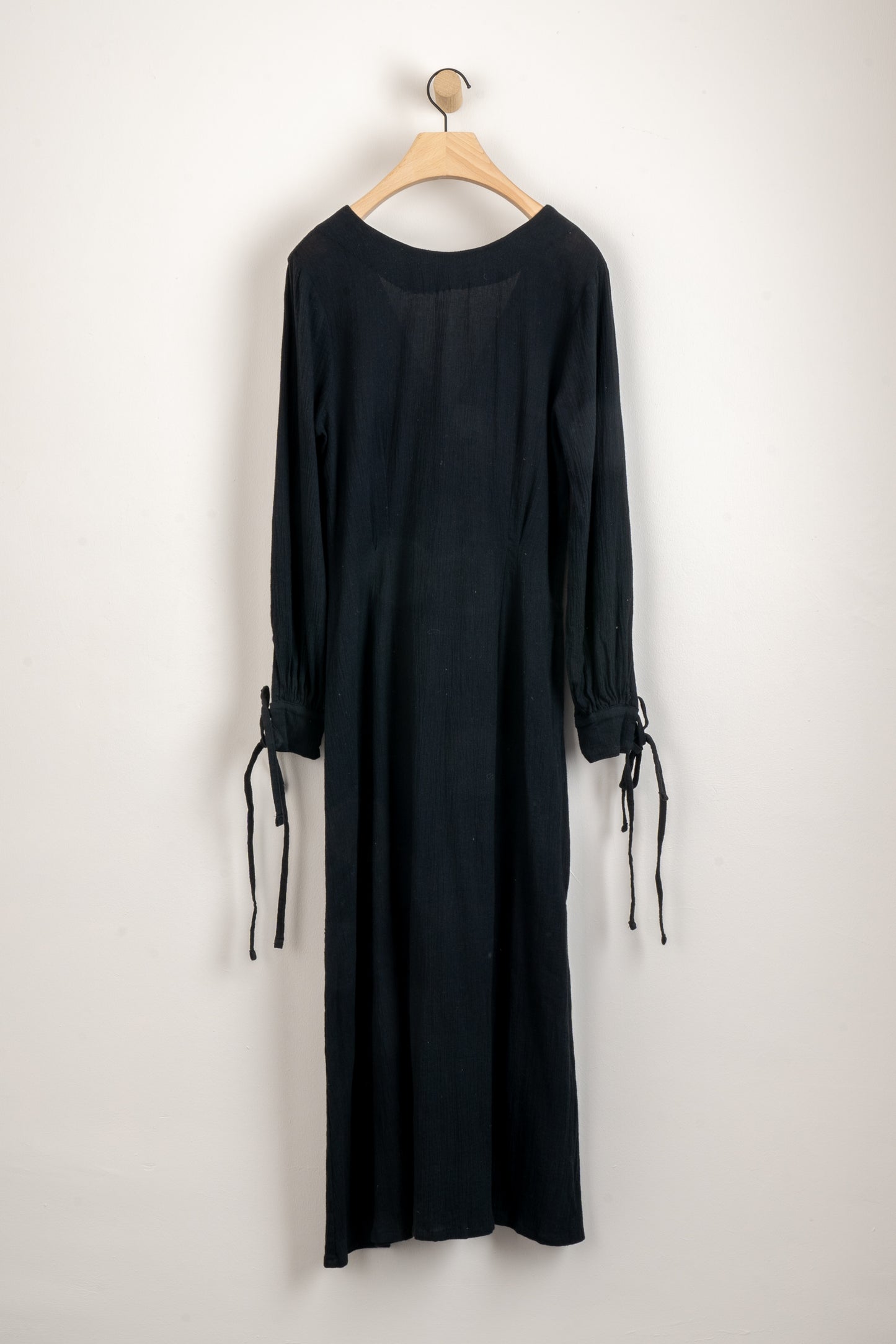 Curate & Rotate Bug Clothing Black Dress