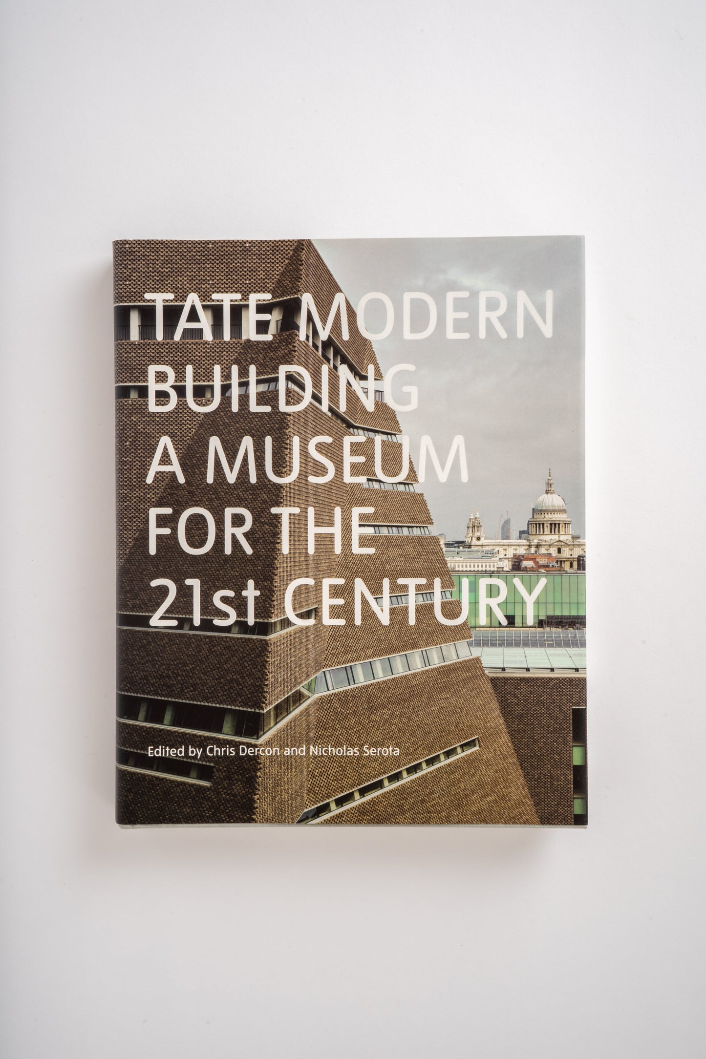 Oxfam Bookshop 'Tate Modern Building a Museum for the 21st Century'