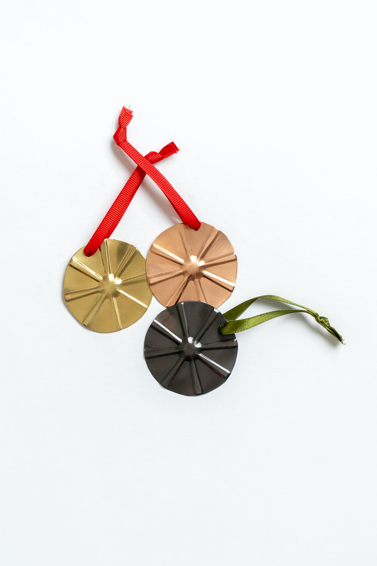 Oxidised Festive Medallion Green