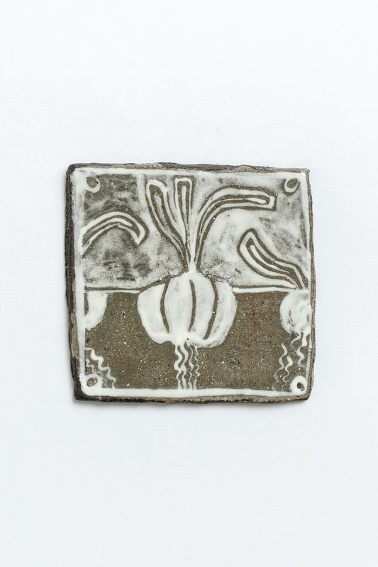 Hand Painted 'Garlic Bulb' Ceramic Tile White