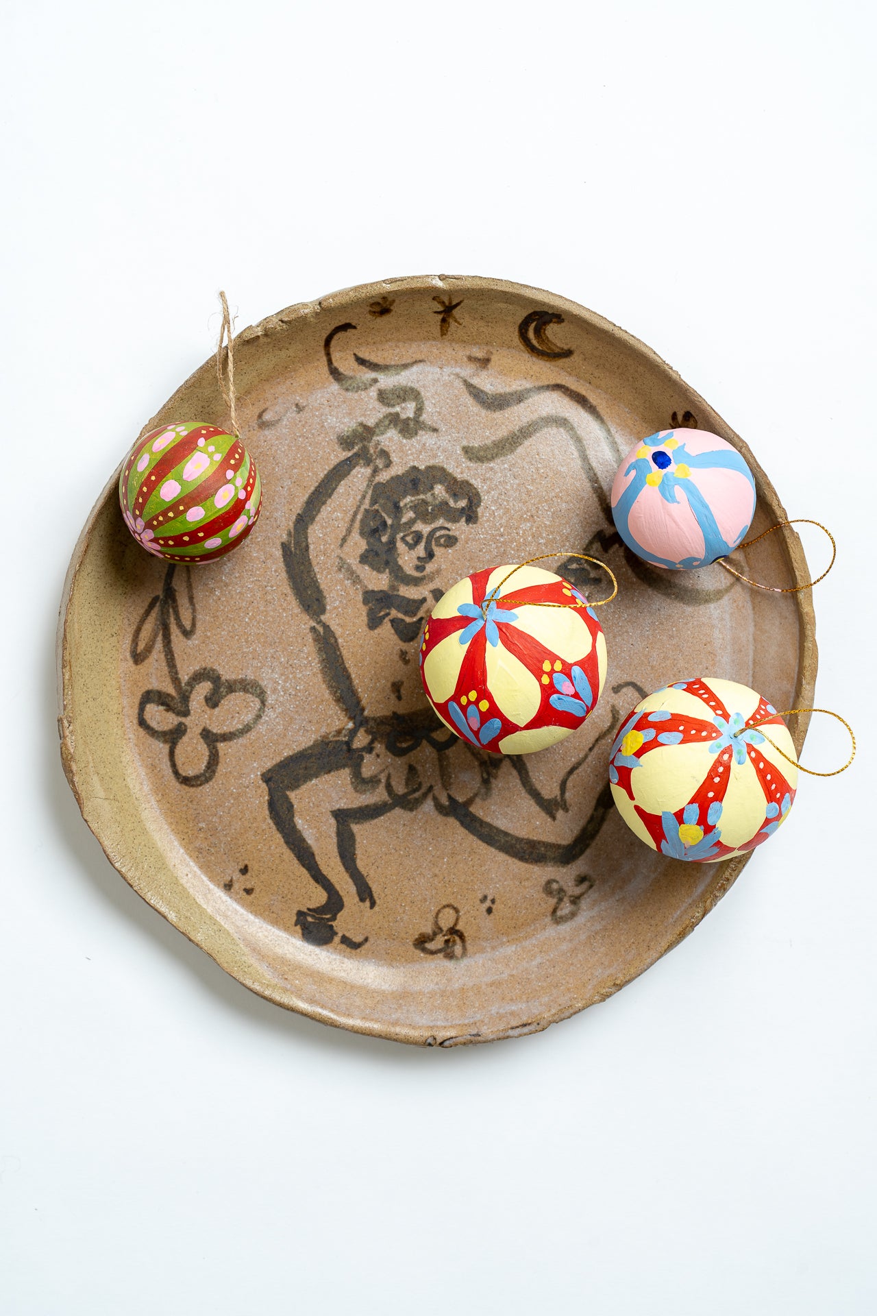 Ceramic Nature Figure Plate